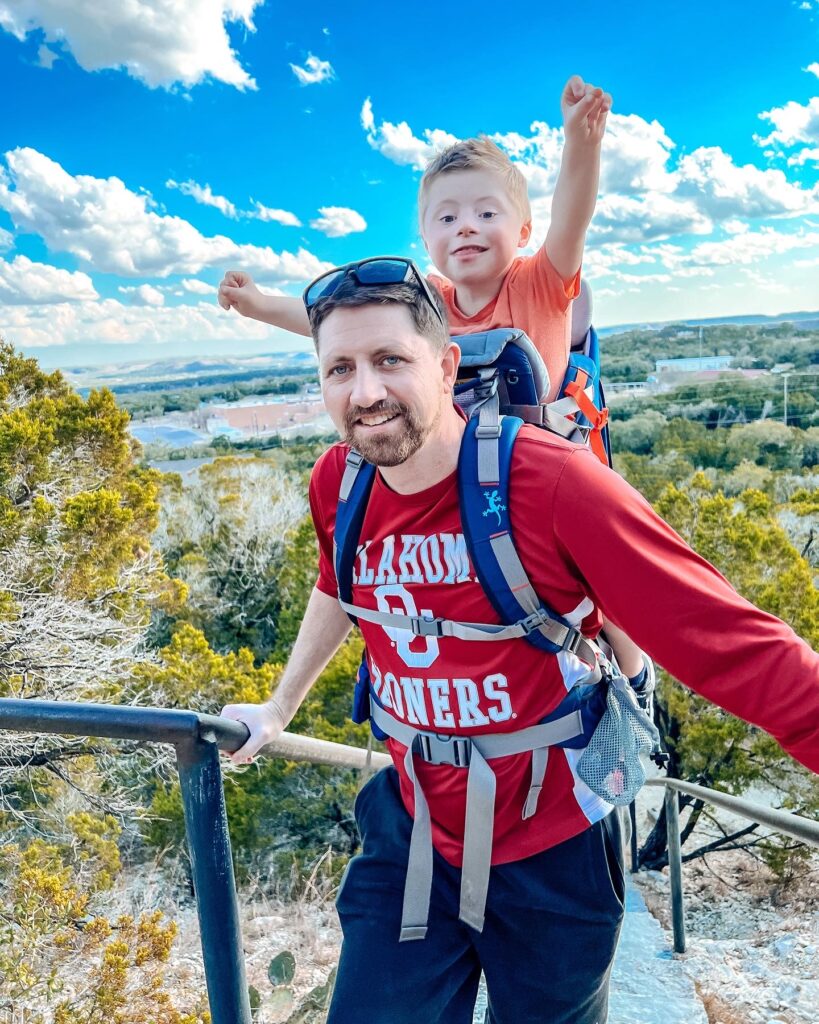 hiking old baldy texas hill country
